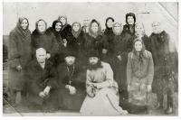 Священики и прихожане Петропавловского храма